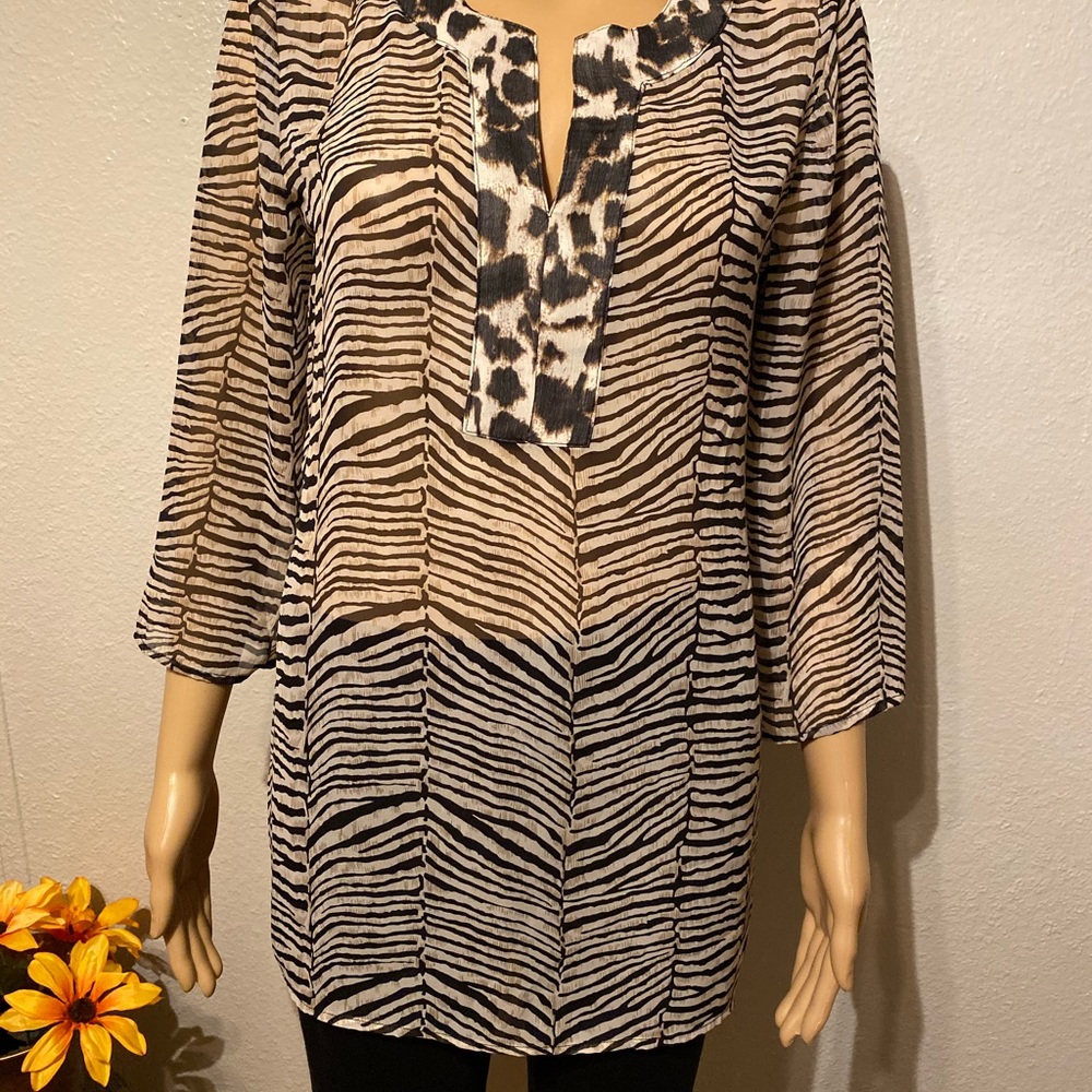 Chico’s tunic animal zebra print size 0